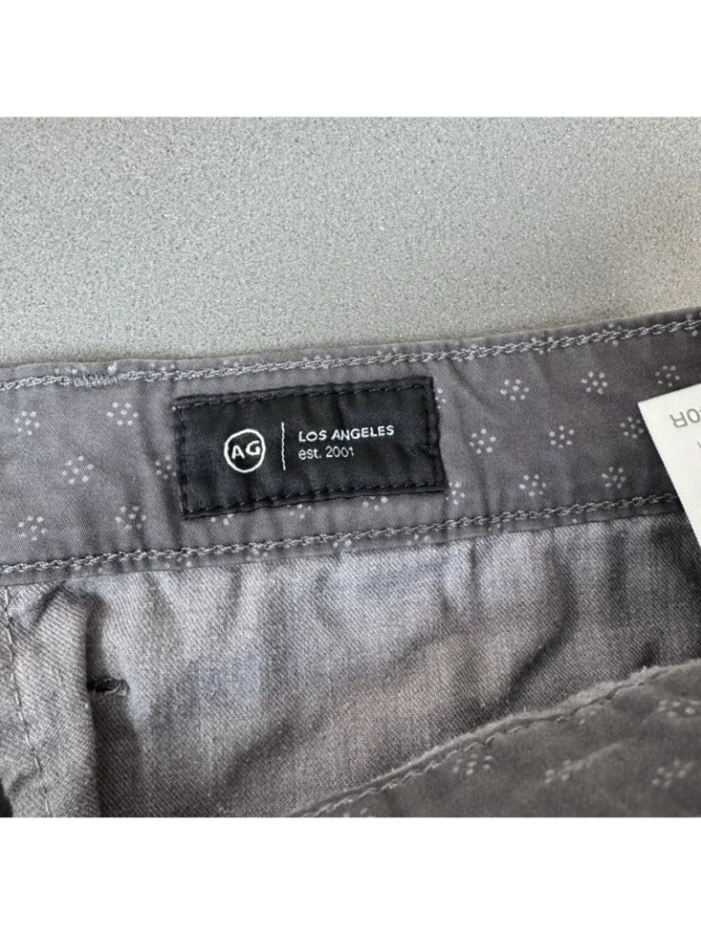 AG Adriano Goldschmied Shorts Mens Size 40 Gray Wanderer Slim Chino Print Casual